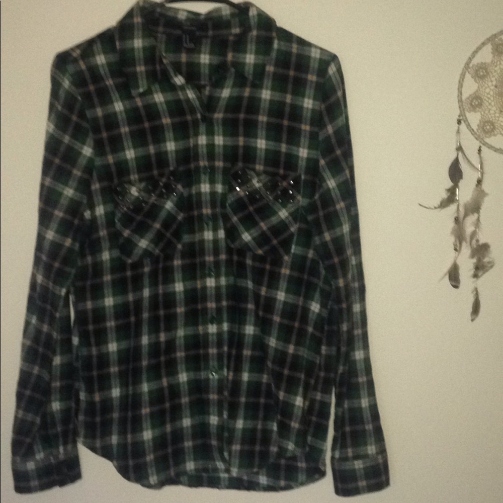 Flannel w/ studded pockets
